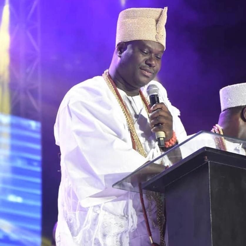 COMFORTER 2019: THERE HAS NEVER BEEN ANYTHING LIKE THIS IN THE HISTORY OF NIGERIA - OONI OF IFE